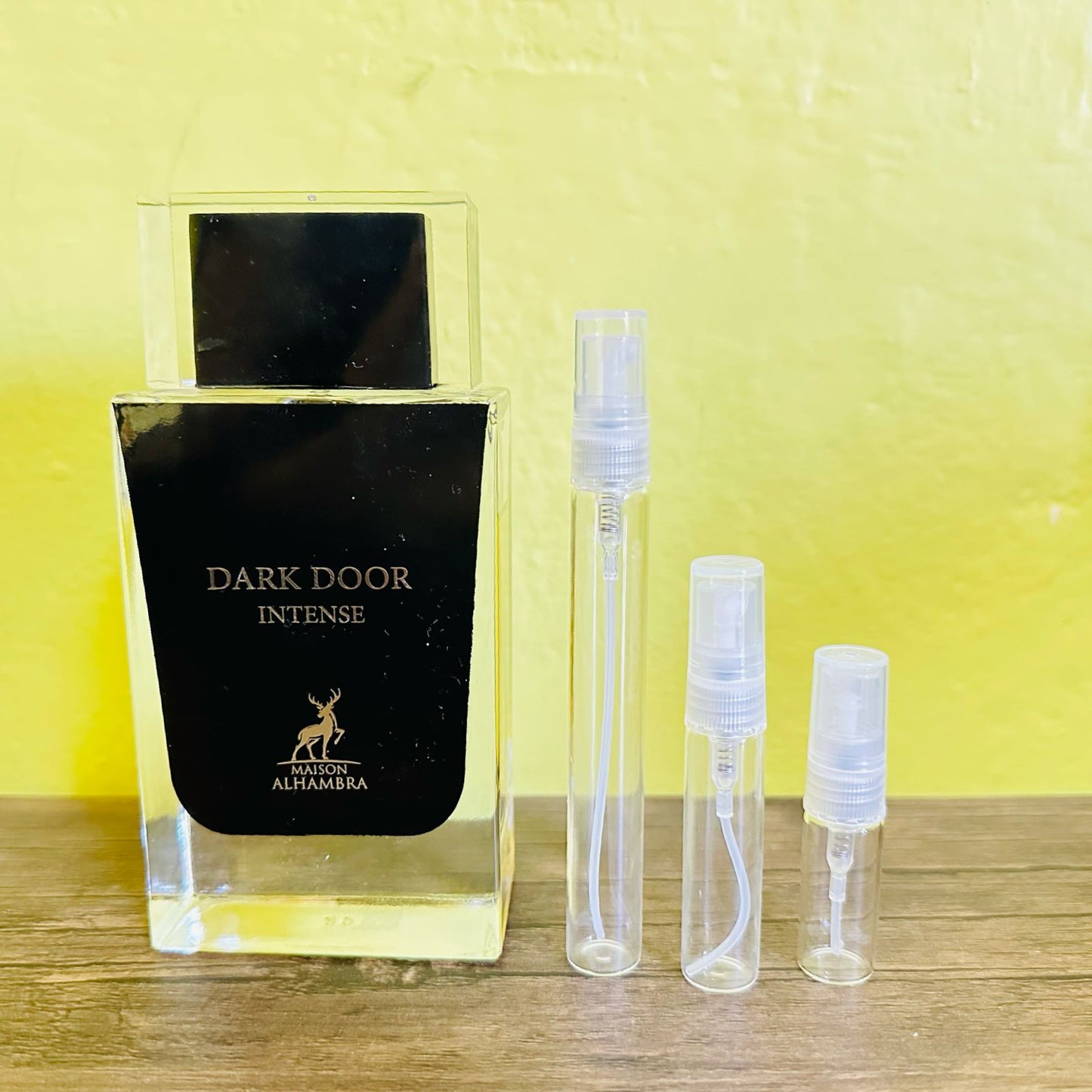 Dark Door Intense EDP Maison Alhambra Decant (muestra) Para Hombre