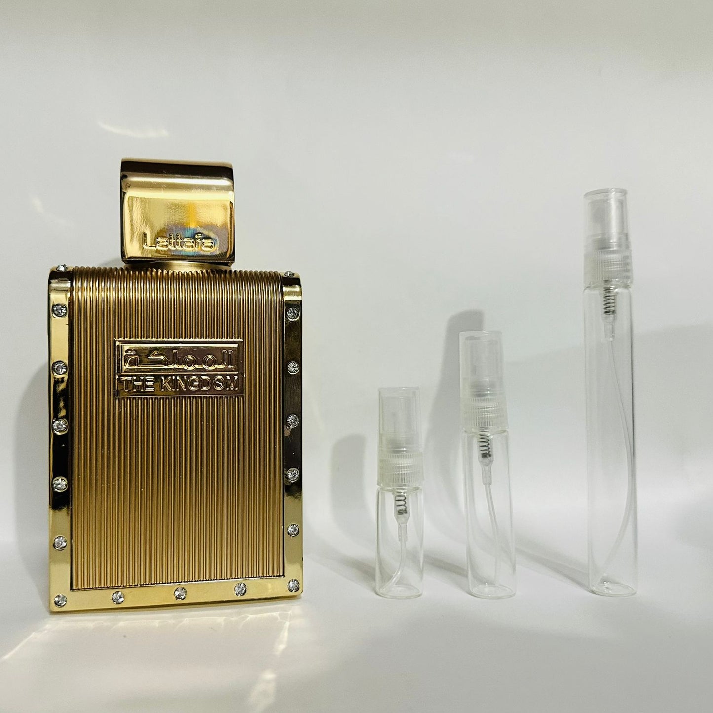 The kingdom lattafa EDP Decant (muestra)